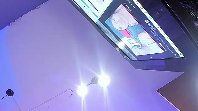 Dakotaa_Johnson's Webcam Show