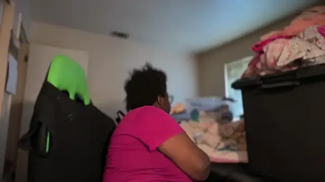 -Yagurlwest's Live XXX Chat