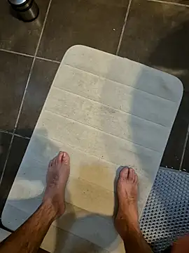 vali23's Webcam Show