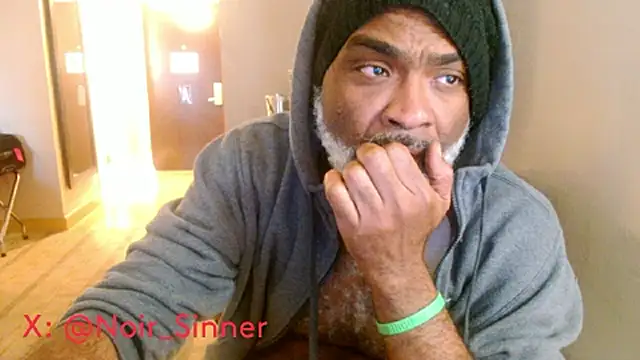 แชท XXX สดของ sinnernoir