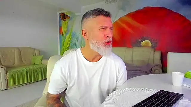 Онлайн чат XXX BlowMyXXL