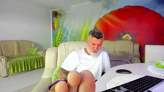 BlowMyXXL's Live XXX Chat