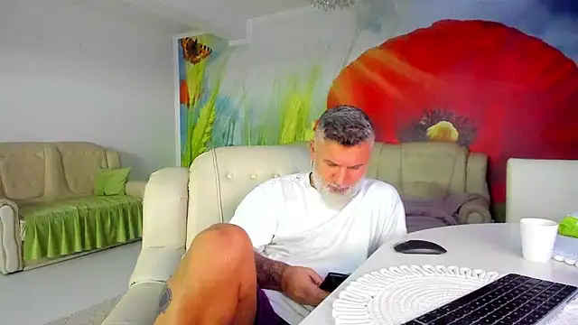 BlowMyXXL's Live XXX Chat