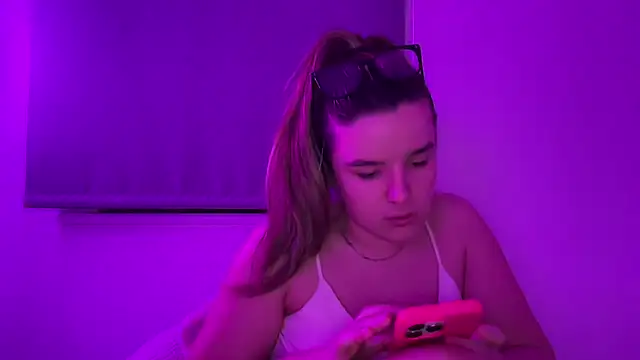 maisiesmithx's Live XXX Chat