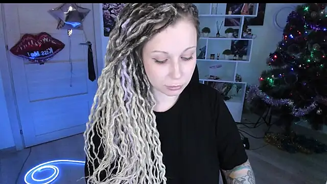 HoneySallyMoore's Live XXX Chat