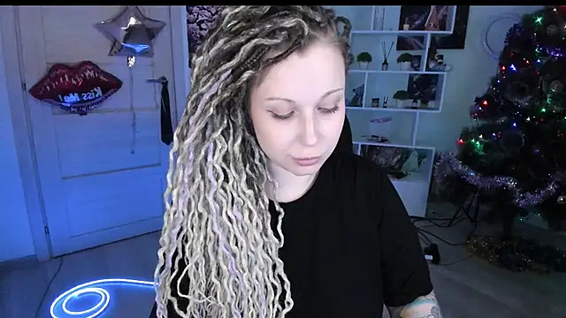 Онлайн чат XXX HoneySallyMoore