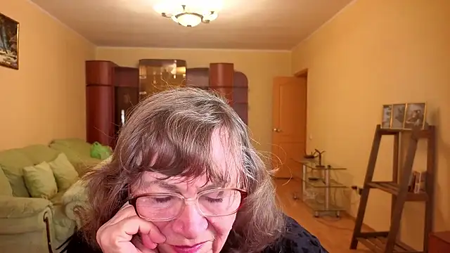 Betty_Brick Live XXX-chat