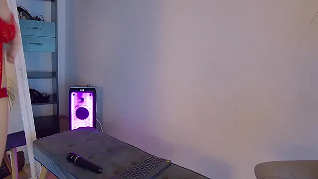 Chat XXX en directo de LustfulSin_