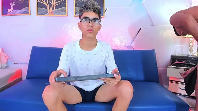 Roman_cute Webcamshow