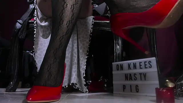 Chat XXX en directo de MeGoddesSara