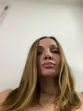 Chat XXX en directo de miss_darsi