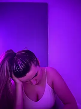 maisiesmithx 现场XXX聊天