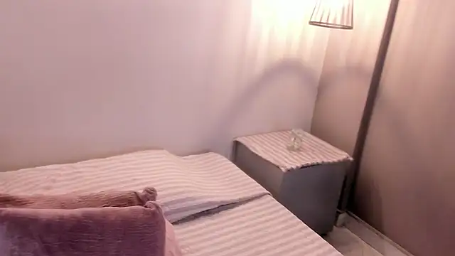 Julieth_brown_'s Live XXX Chat