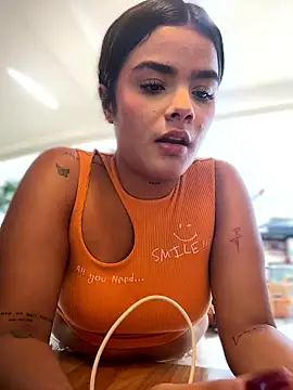 Živý XXX chat Kaily_Sweet16