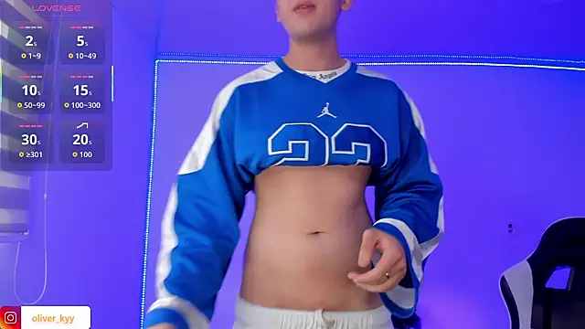 oliver_kyy Webcamshow