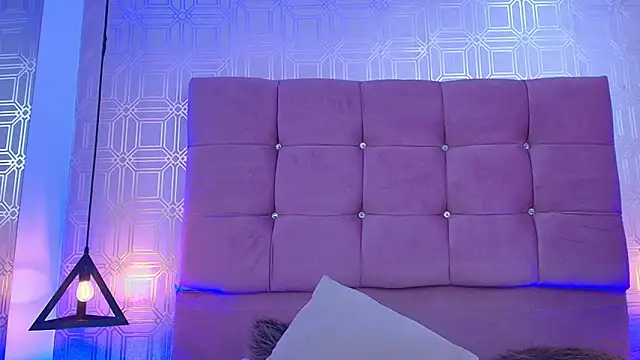 SariNorrisfg – Naživo XXX chat