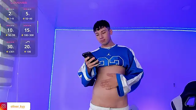 Вебкам-шоу oliver_kyy