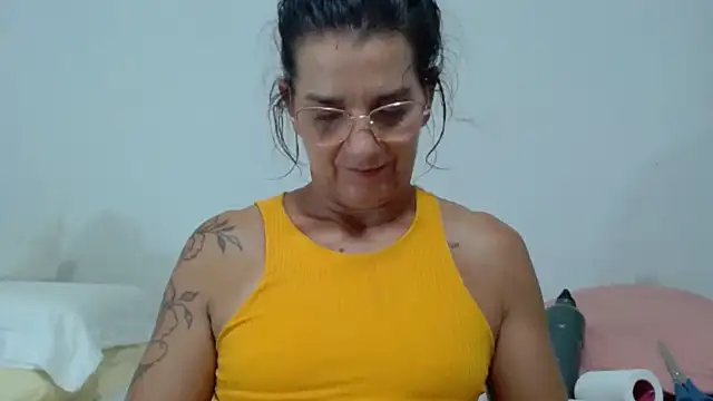 milf-sol's Webcam Show