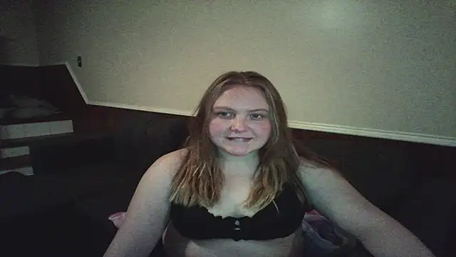 PhatAssBlond Chat XXX in diretta