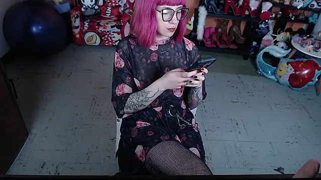 MissMiia2 Live XXX-chat