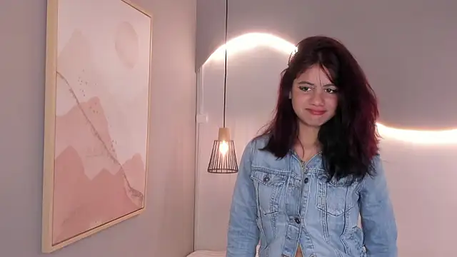 Julieth_brown_ Adlı Modelin Canlı XXX Sohbeti