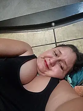 Dirty-Mature's Live XXX Chat