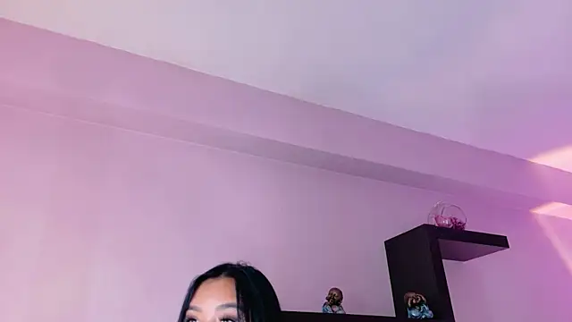 Liaevans__ Adlı Modelin Canlı XXX Sohbeti