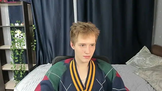 Онлайн чат XXX Kai_Milller