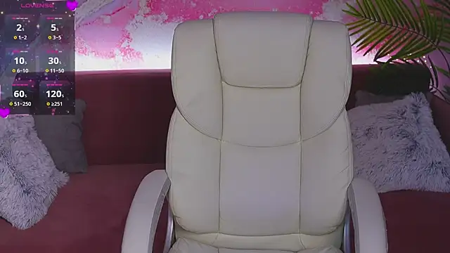 TinaMelt Adlı Modelin Canlı XXX Sohbeti