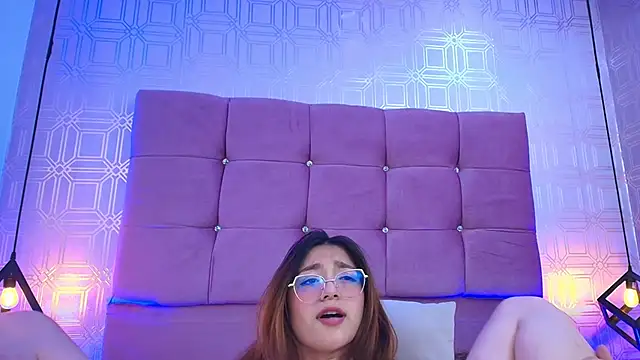 SariNorrisfg Adlı Modelin Canlı XXX Sohbeti