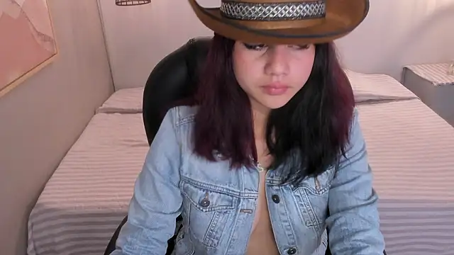 Chatroom XXX en direct de Julieth_brown_