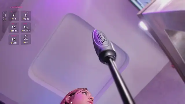 XXX chat uživo modela miia_stonne