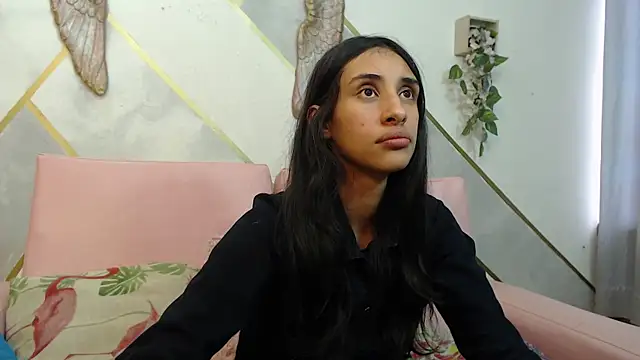 RoxanaCyrano_'s Live XXX Chat