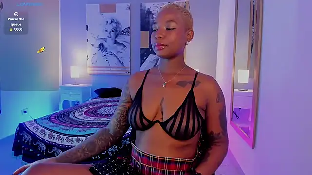 KenyaMystic's Live XXX Chat