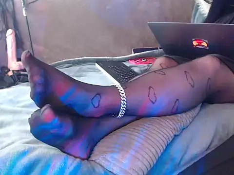 GoddessMonicaAngels' Live XXX Chat