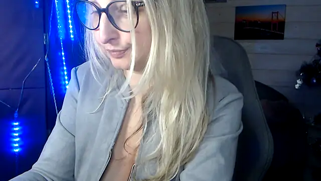 RubiLakros' Live XXX Chat