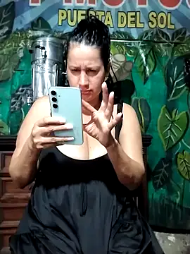 keilymadam Adlı Modelin Canlı XXX Sohbeti