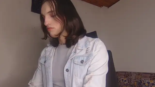 Scarlett_crastrawberry's Live XXX Chat