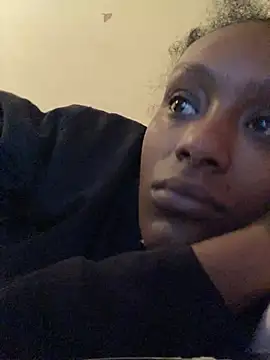 ___Hannah___ élő XXX-chatje