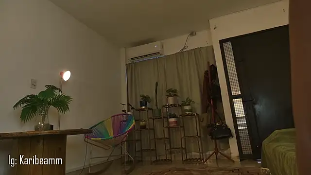 Karibeam's Live XXX Chat