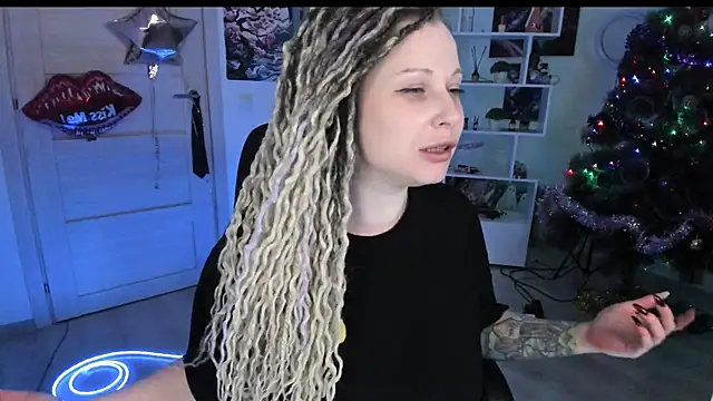 HoneySallyMoore's Live XXX Chat