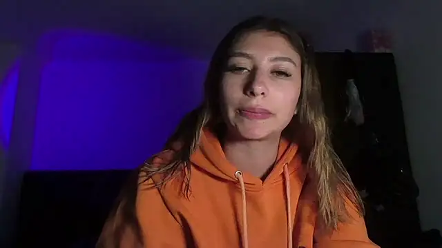 AliceTeenager___'s Webcam Show