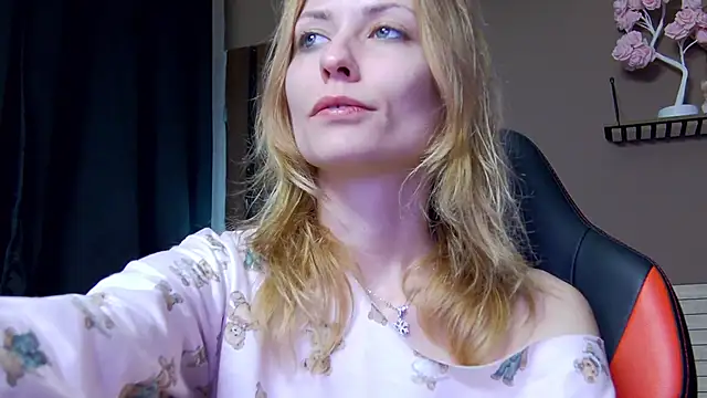 karo123421 Chat XXX live