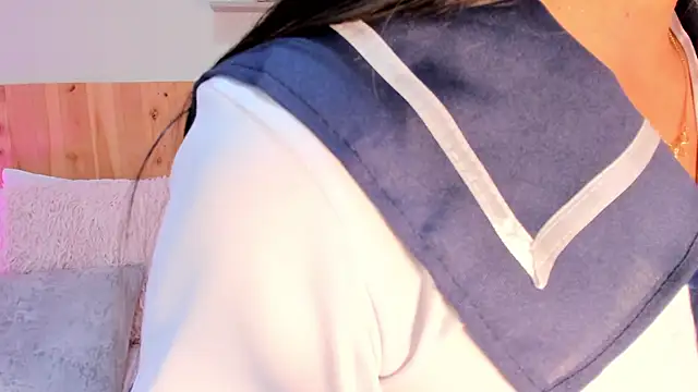 Emilyh_ 라이브 XXX 채팅