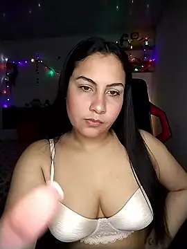 esmeralda_jadees 라이브 XXX 채팅