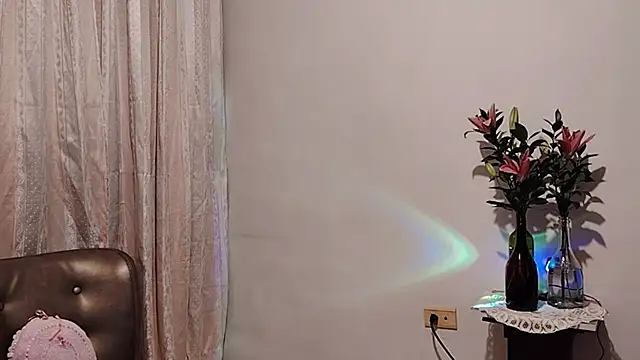 Bella_Exhibition: απευθείας συνομιλία ΧΧΧ