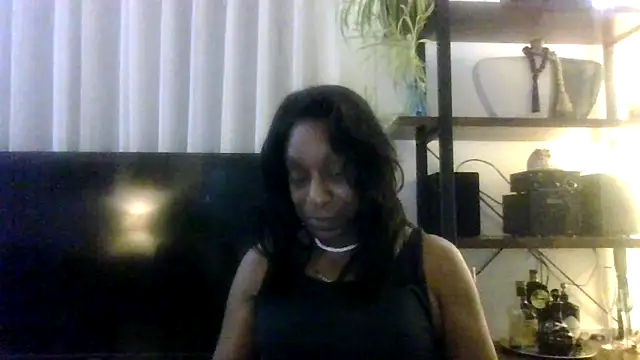 Chat XXX en directo de Ebony-SultryX