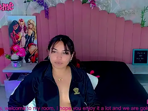 miss_charlotte78's Live XXX Chat