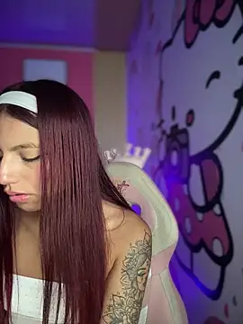 Emily-teen's Live XXX Chat