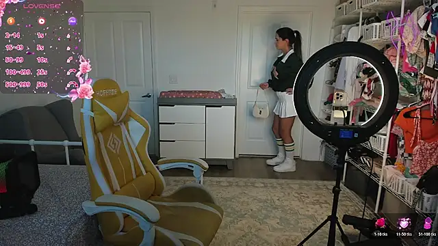 Онлайн чат XXX sweetbuttocks1